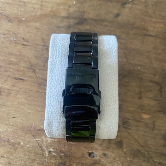 All black MVMT Women’s Watch - Picture 2 of 2